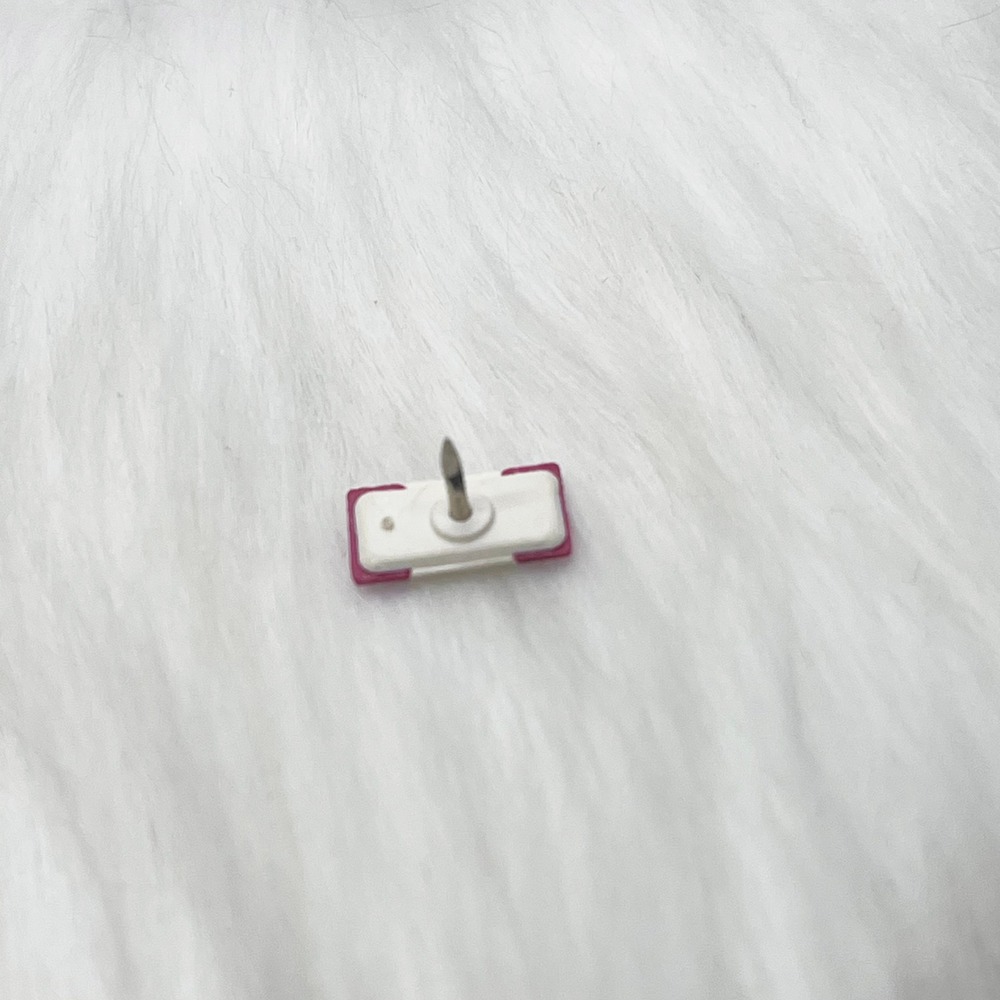 🔮 5/$25 Mini Canadian Flag Pin - Picture 3 of 3